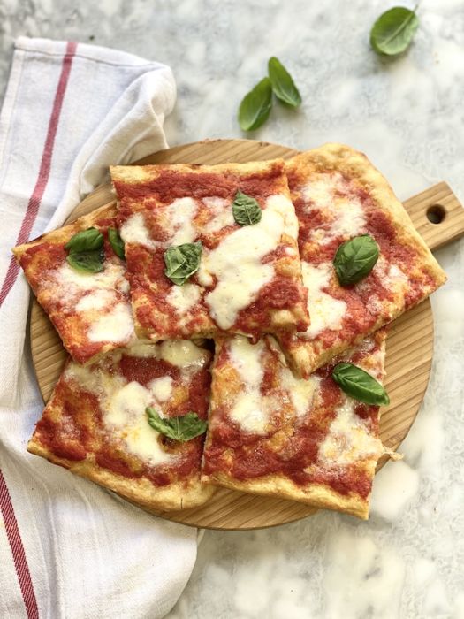 pizza margherita in teglia romana