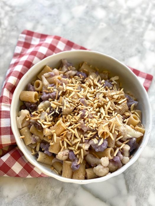 pasta con cavolfiore e mandorle