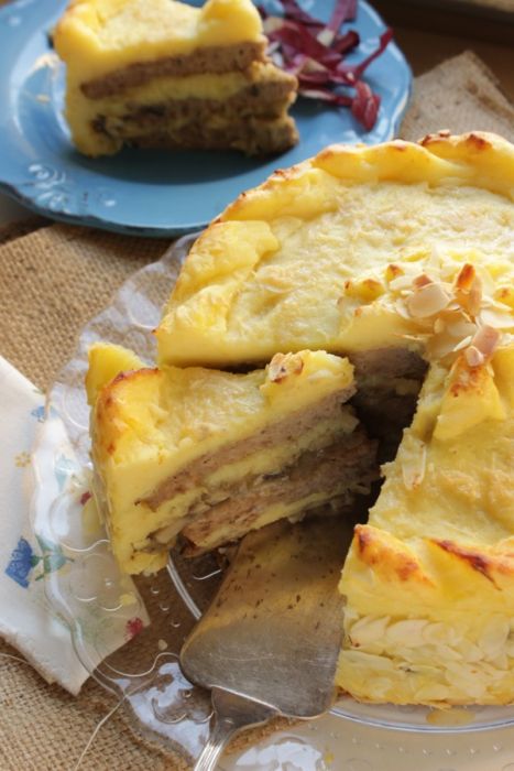 Alla prova del cuoco : torta ricca di carne e patate