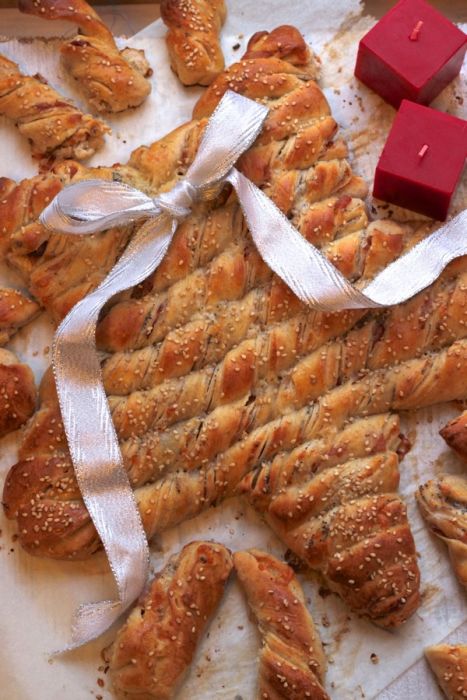 Stella di Natale di pane farcito