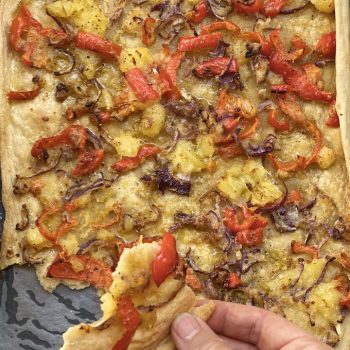 Pizza scrocchiarella con peperoni