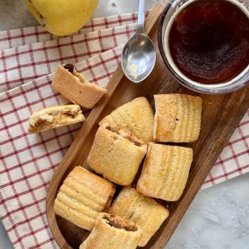biscotti ripieni con composta di mele